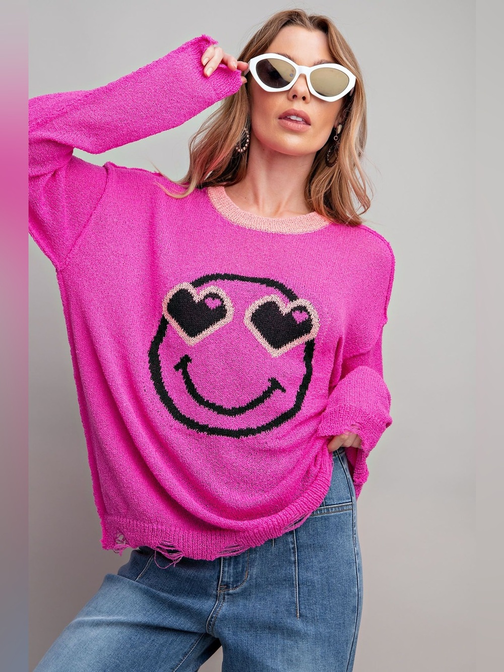 Easel | Delulu for the Plot Distressed Smiley Sweater Heart Eyes Pink New Large - Picture 5 of 10